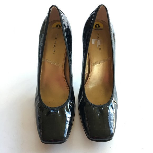 Tahari Enya Pumps Embossed Slip On High Heels 9M - Picture 3 of 6